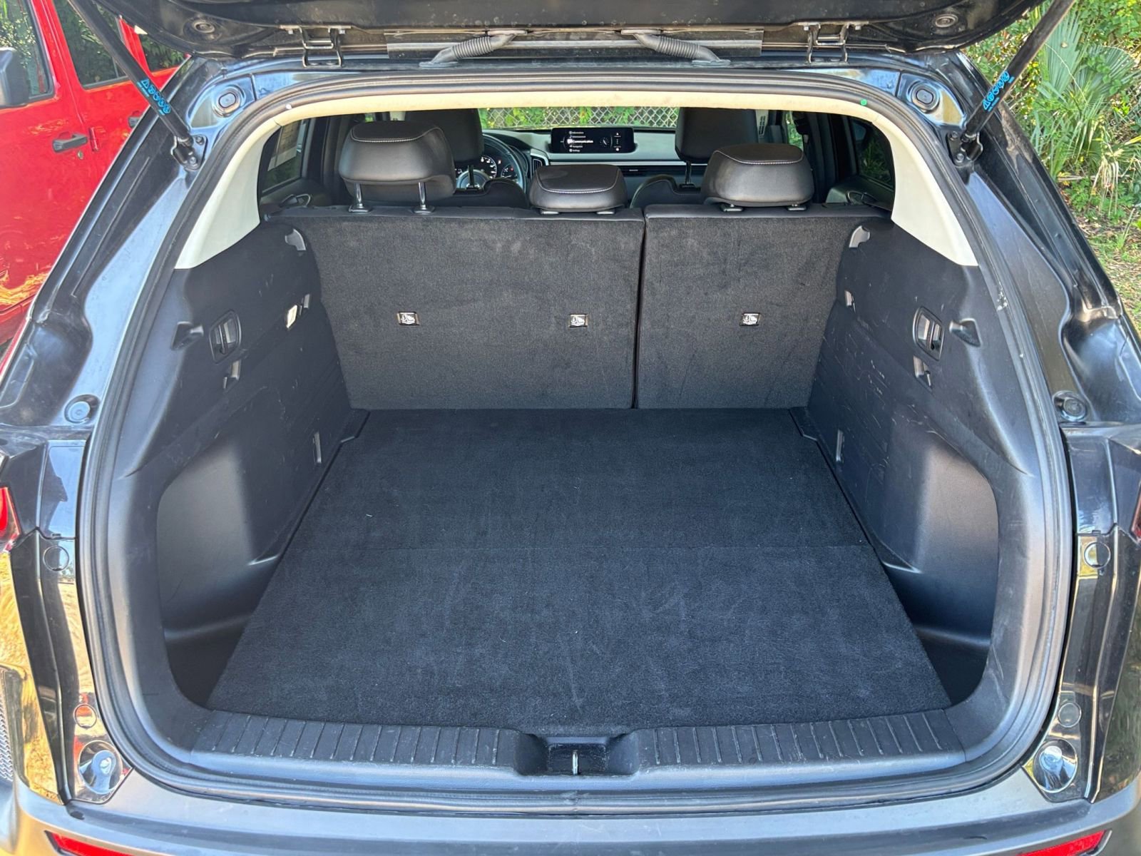 Thumbnail: 2025 Mazda CX-50 - 31