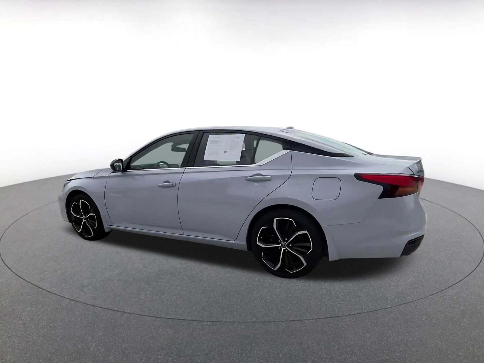 Thumbnail: 2025 Nissan Altima - 10