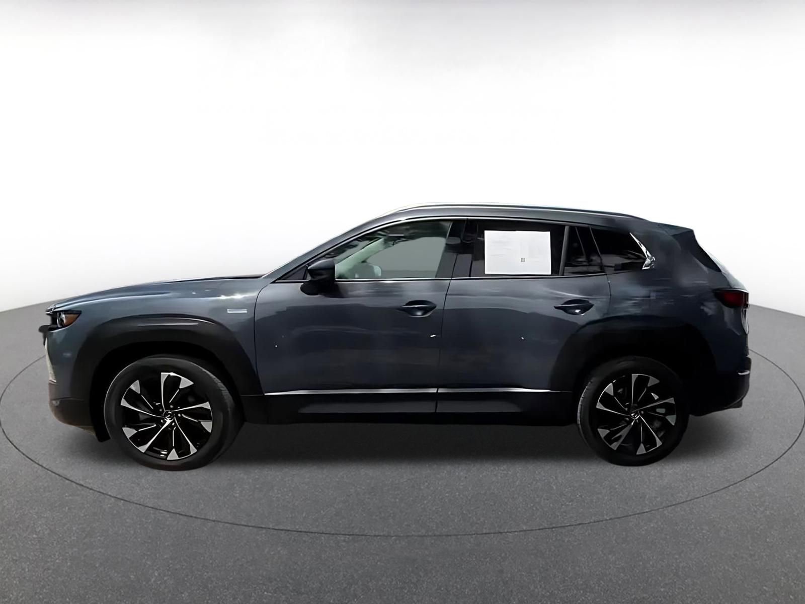 Thumbnail: 2025 Mazda CX-50 - 10
