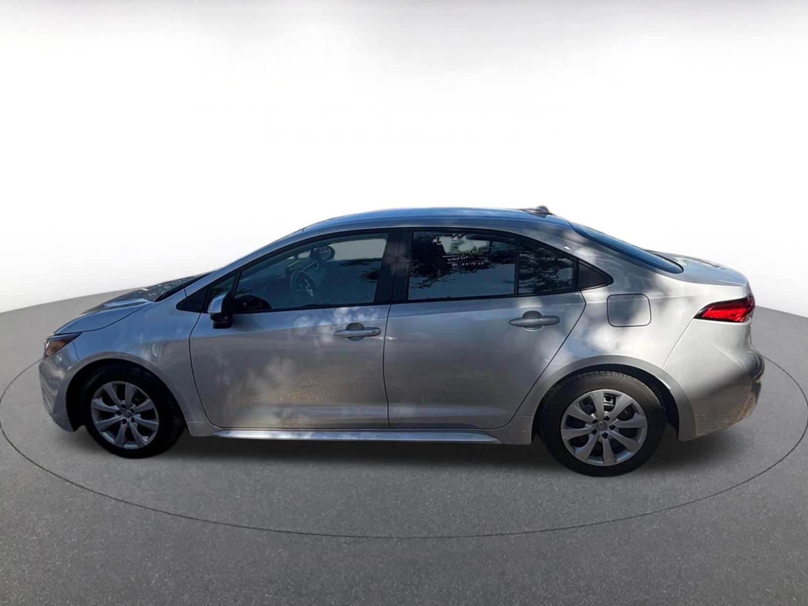 Thumbnail: 2025 Toyota Corolla - 4