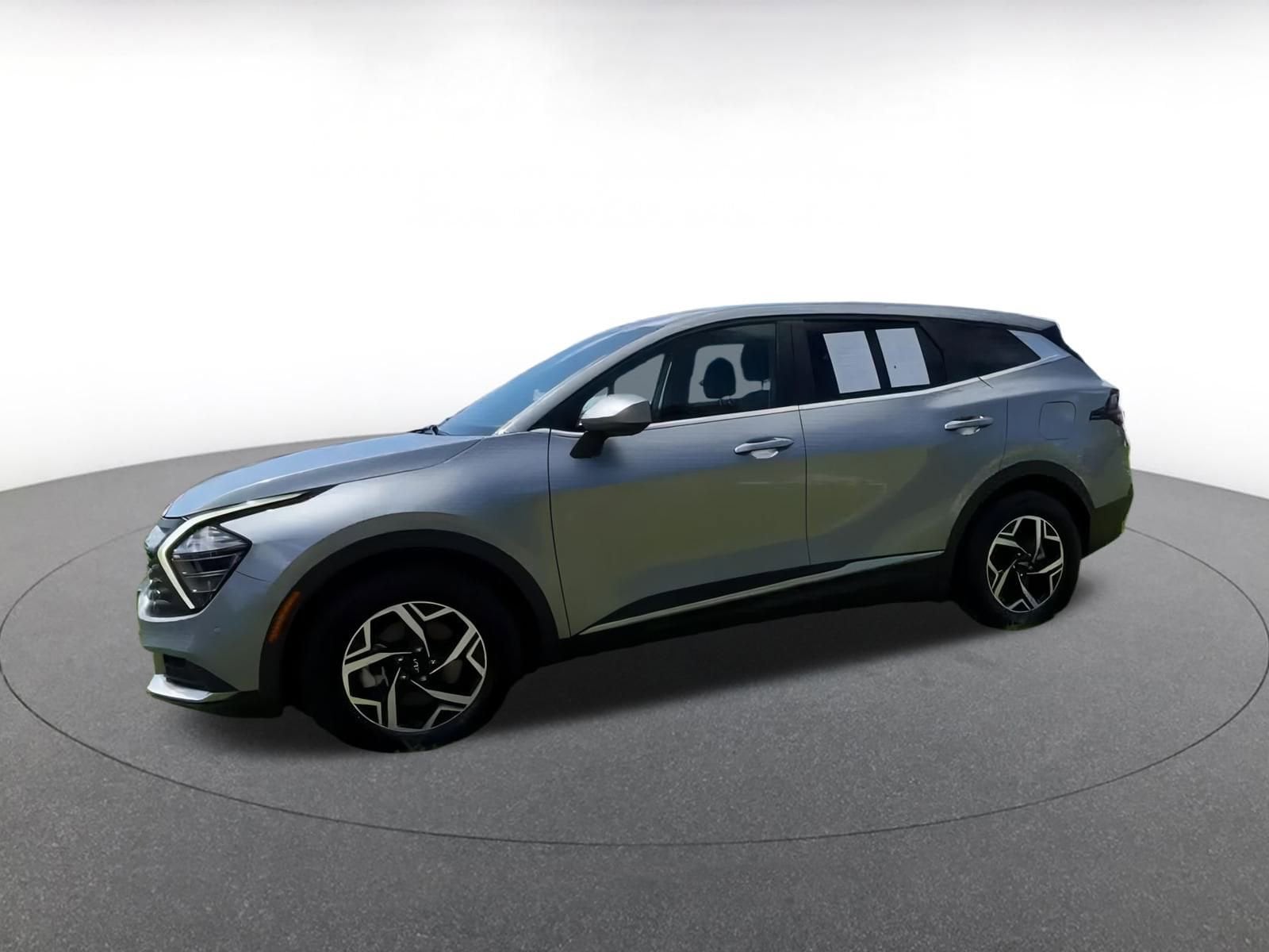 Thumbnail: 2024 Kia Sportage - 8