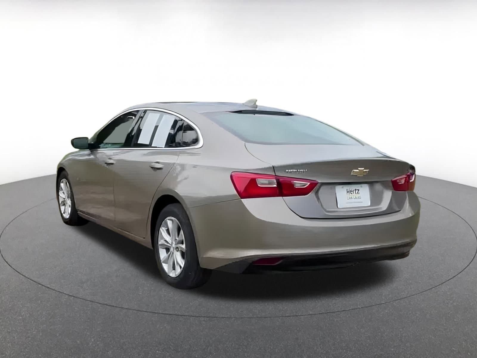 Thumbnail: 2024 Chevrolet Malibu - 11