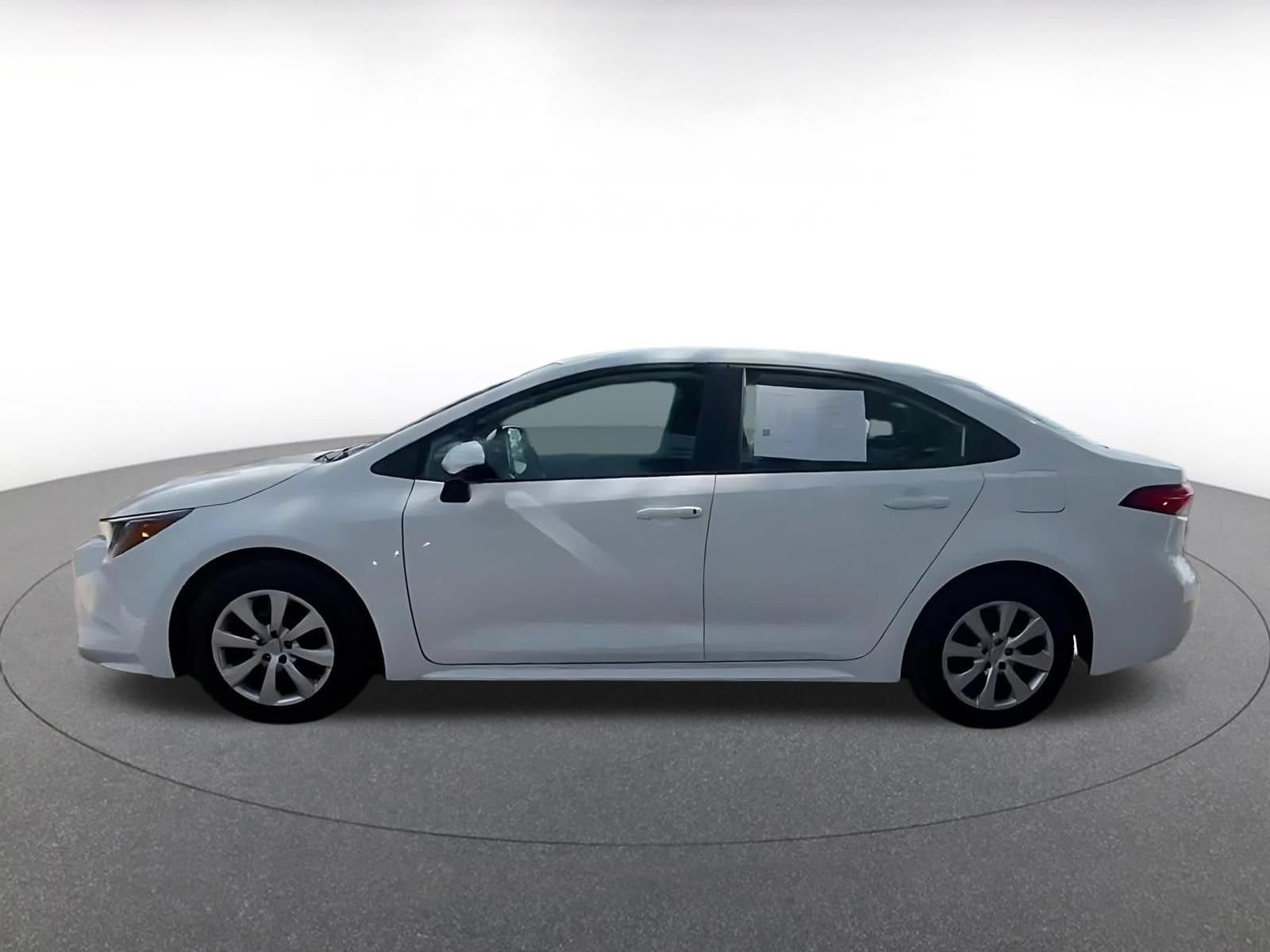 Thumbnail: 2025 Toyota Corolla - 9