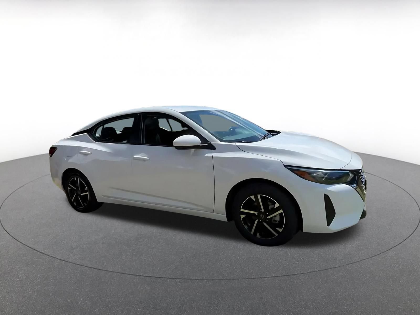 Thumbnail: 2025 Nissan Sentra - 2
