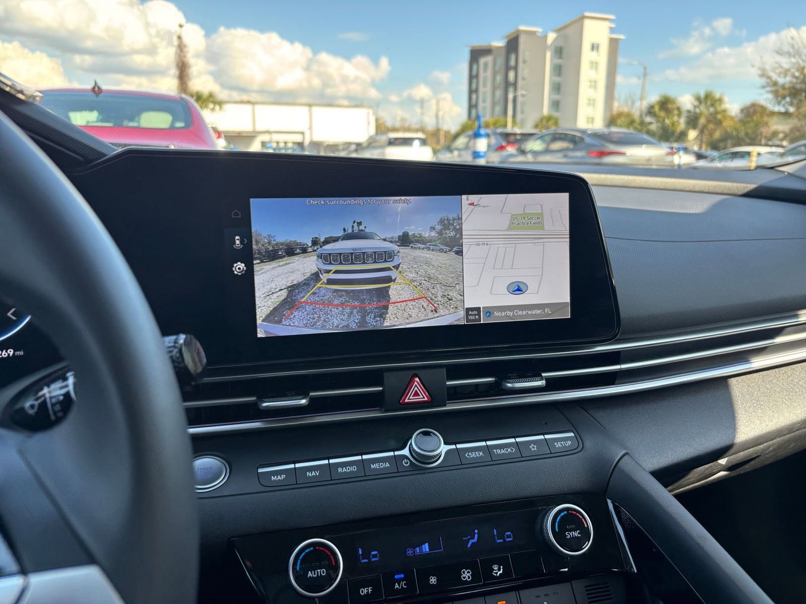 Thumbnail: 2025 Hyundai Elantra - 27