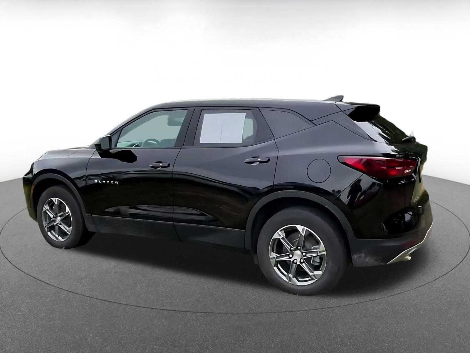 Thumbnail: 2025 Chevrolet Blazer - 8