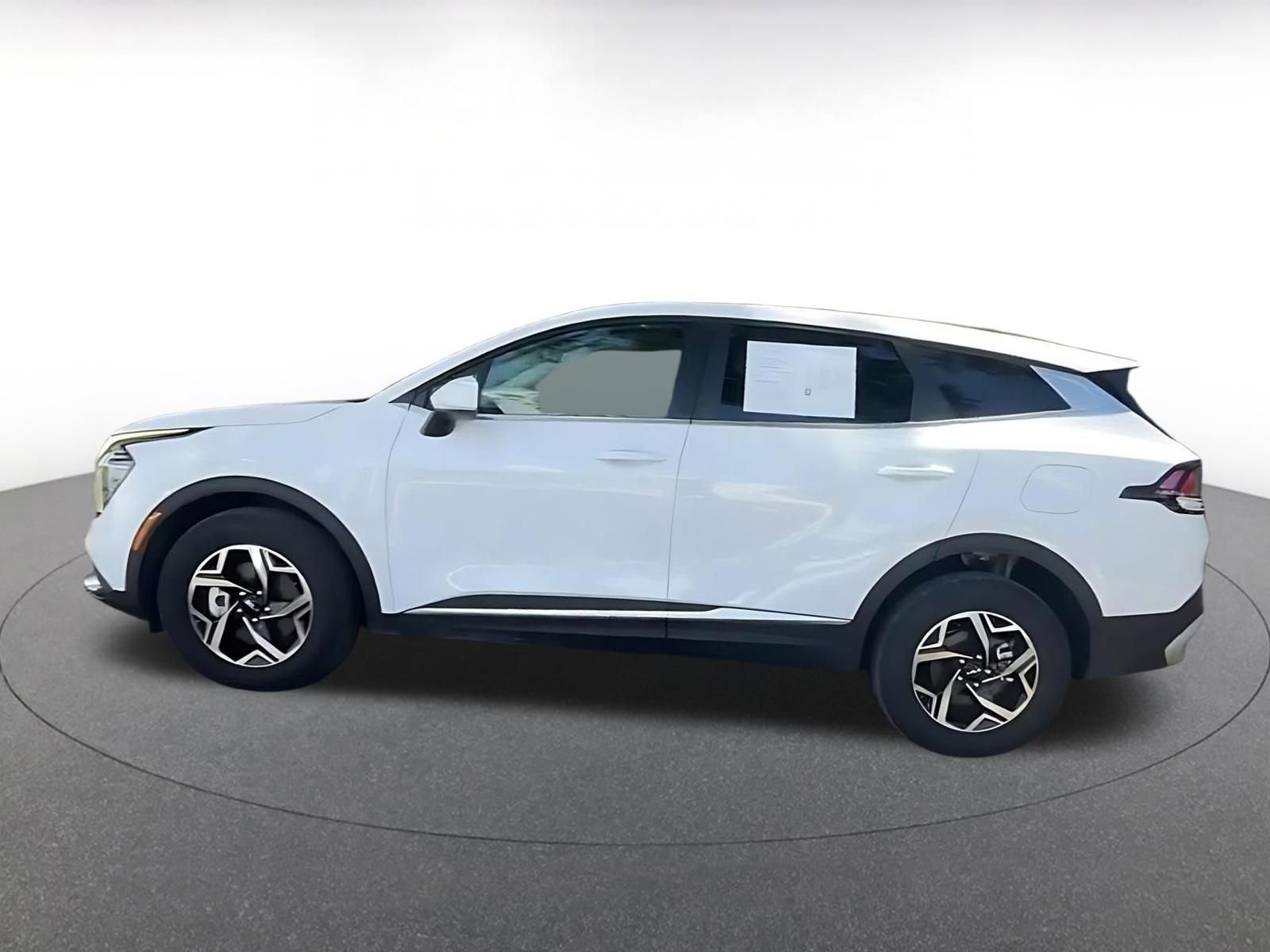 Thumbnail: 2025 Kia Sportage - 10