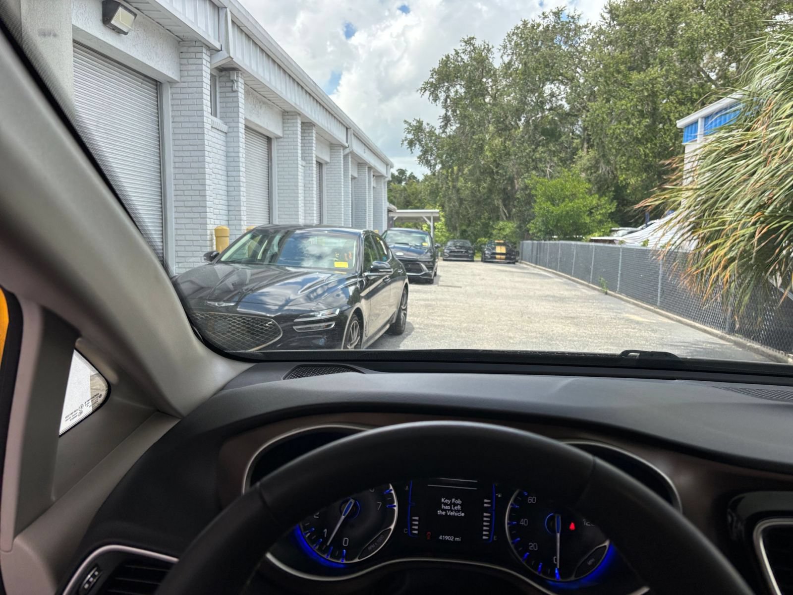 Thumbnail: 2024 Chrysler Voyager - 35