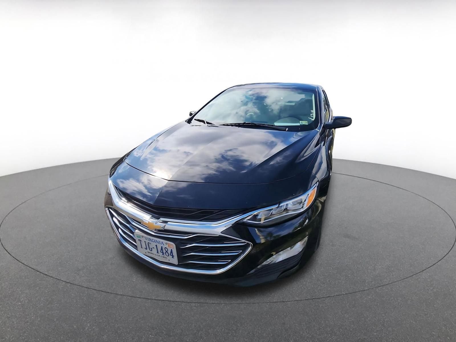 Thumbnail: 2024 Chevrolet Malibu - 3