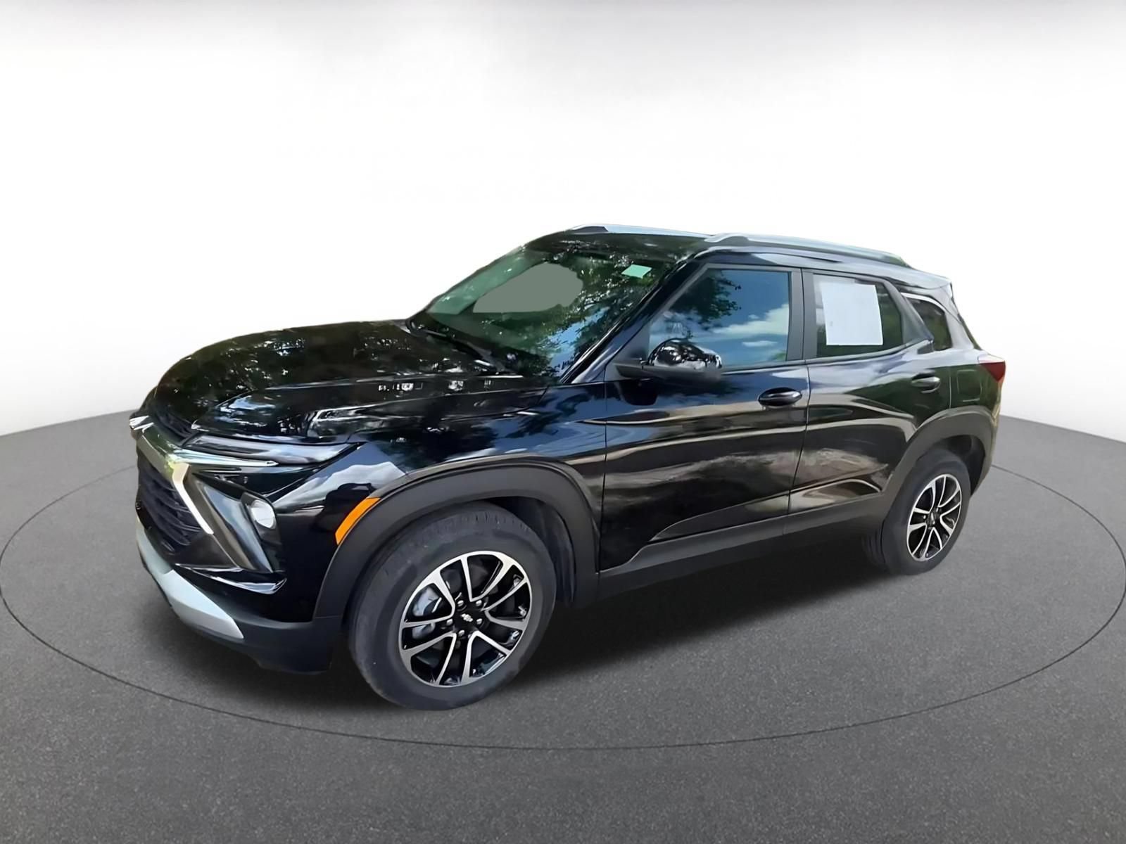 Thumbnail: 2025 Chevrolet TrailBlazer - 8