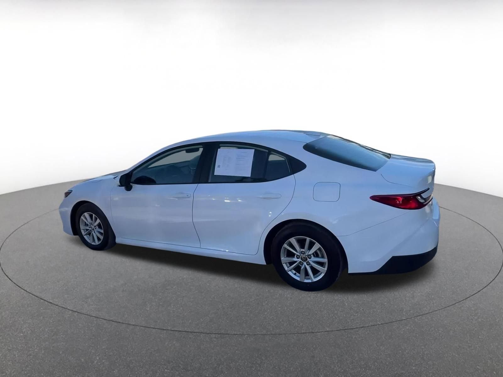 Thumbnail: 2025 Toyota Camry - 10