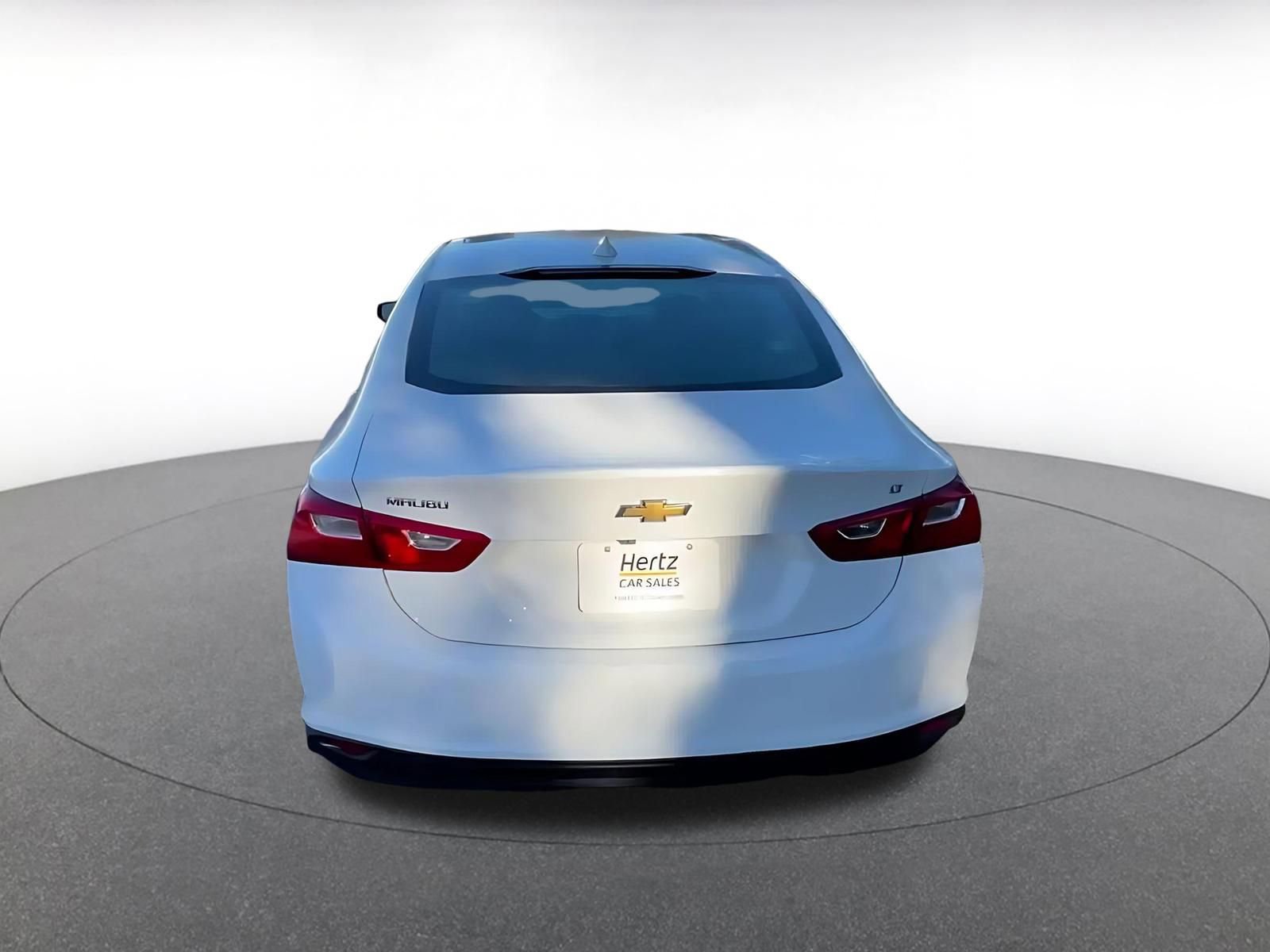 Thumbnail: 2023 Chevrolet Malibu - 12