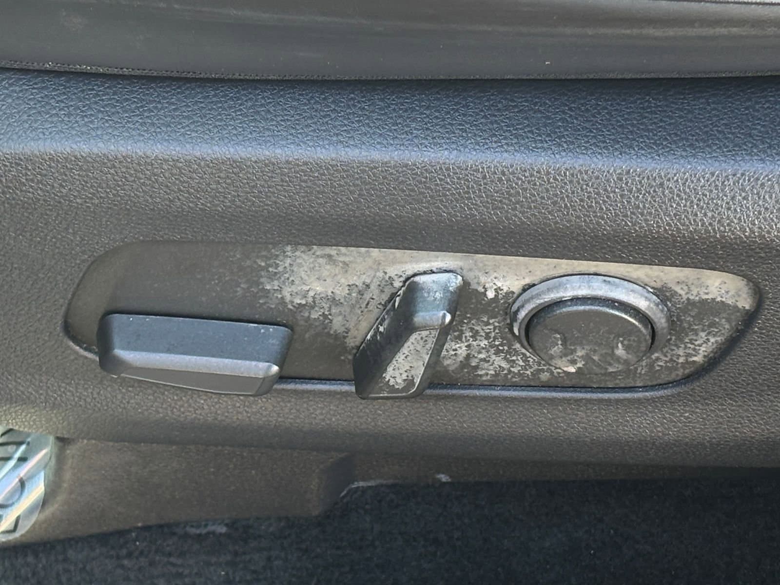 Thumbnail: 2024 Kia Carnival - 23