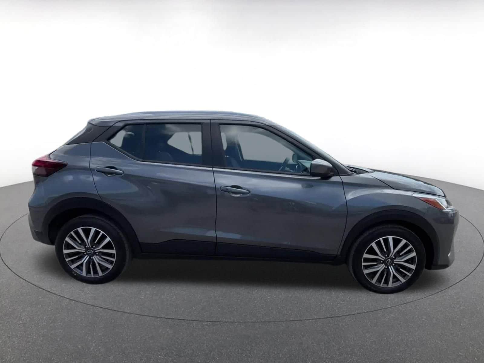 Thumbnail: 2024 Nissan Kicks - 16