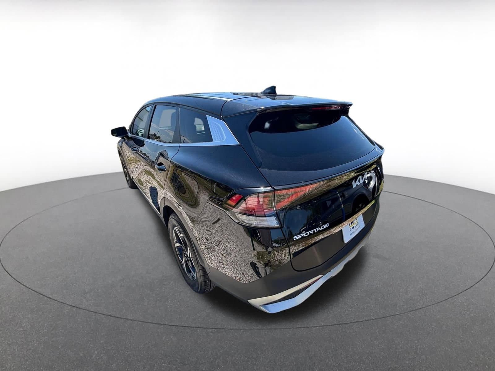 Thumbnail: 2025 Kia Sportage - 4