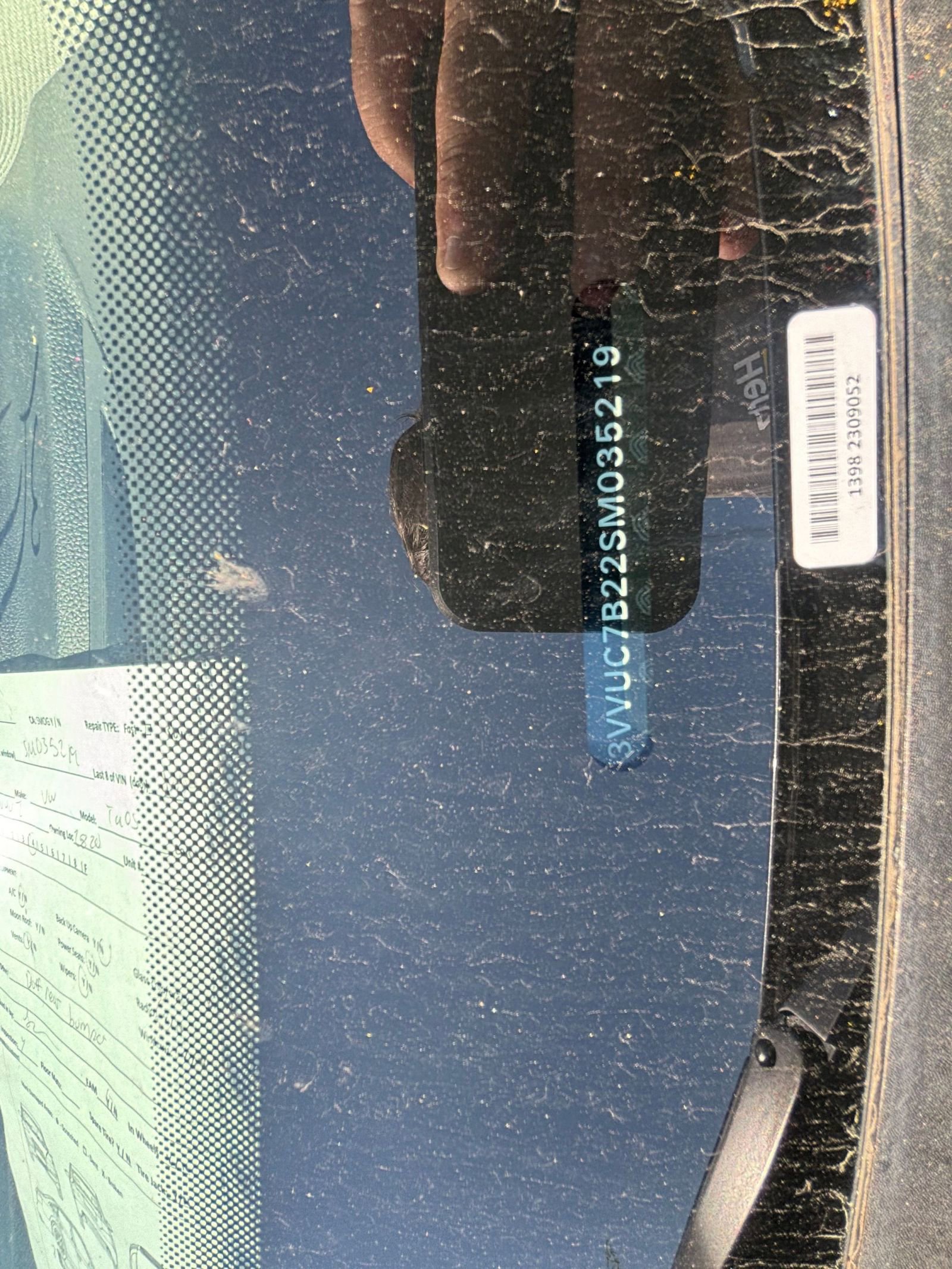 Thumbnail: 2025 Volkswagen Taos - 9