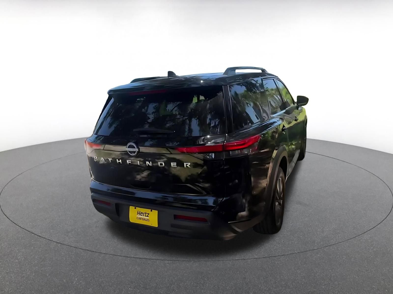 Thumbnail: 2025 Nissan Pathfinder - 15