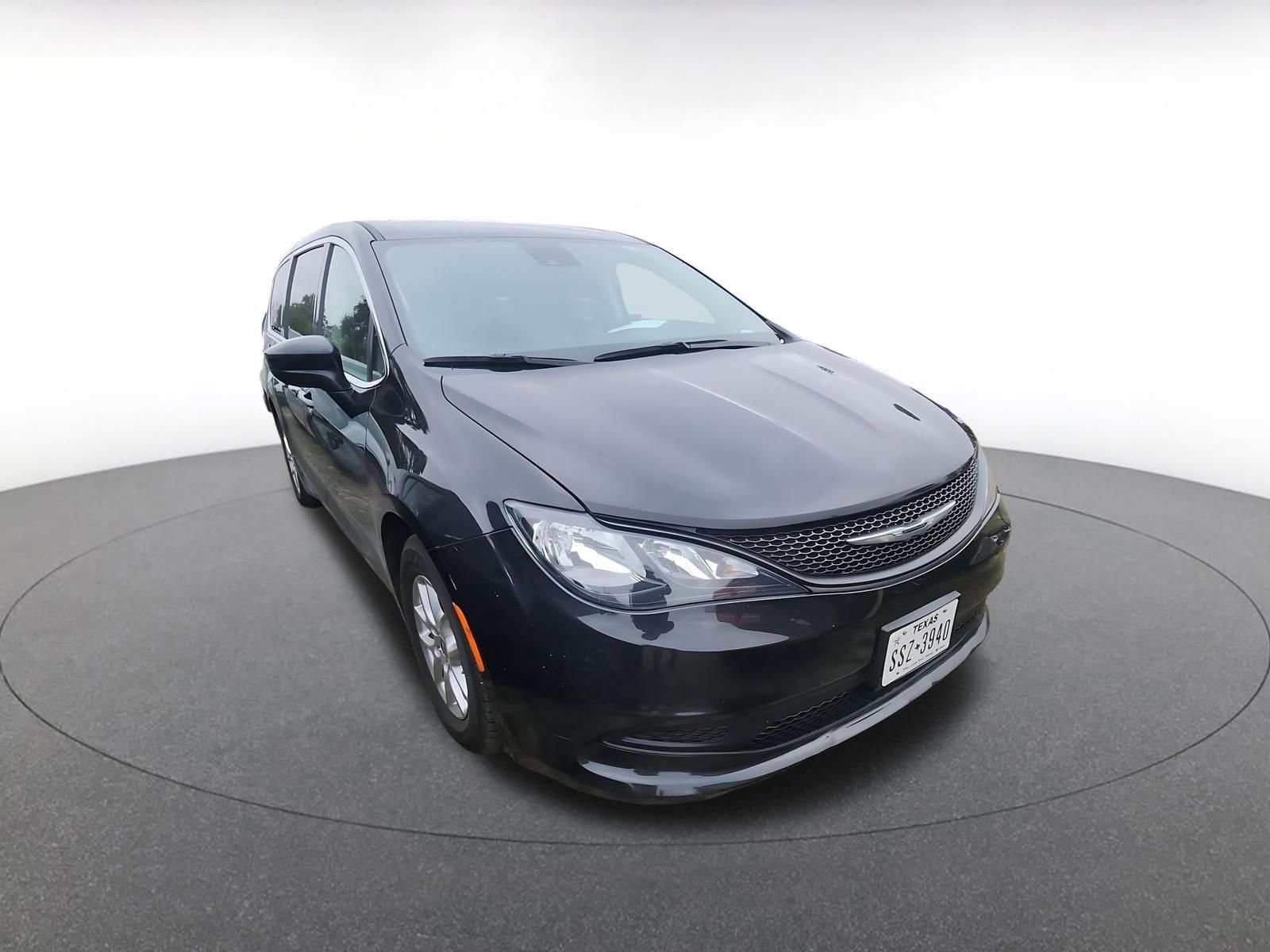 Thumbnail: 2023 Chrysler Voyager - 1