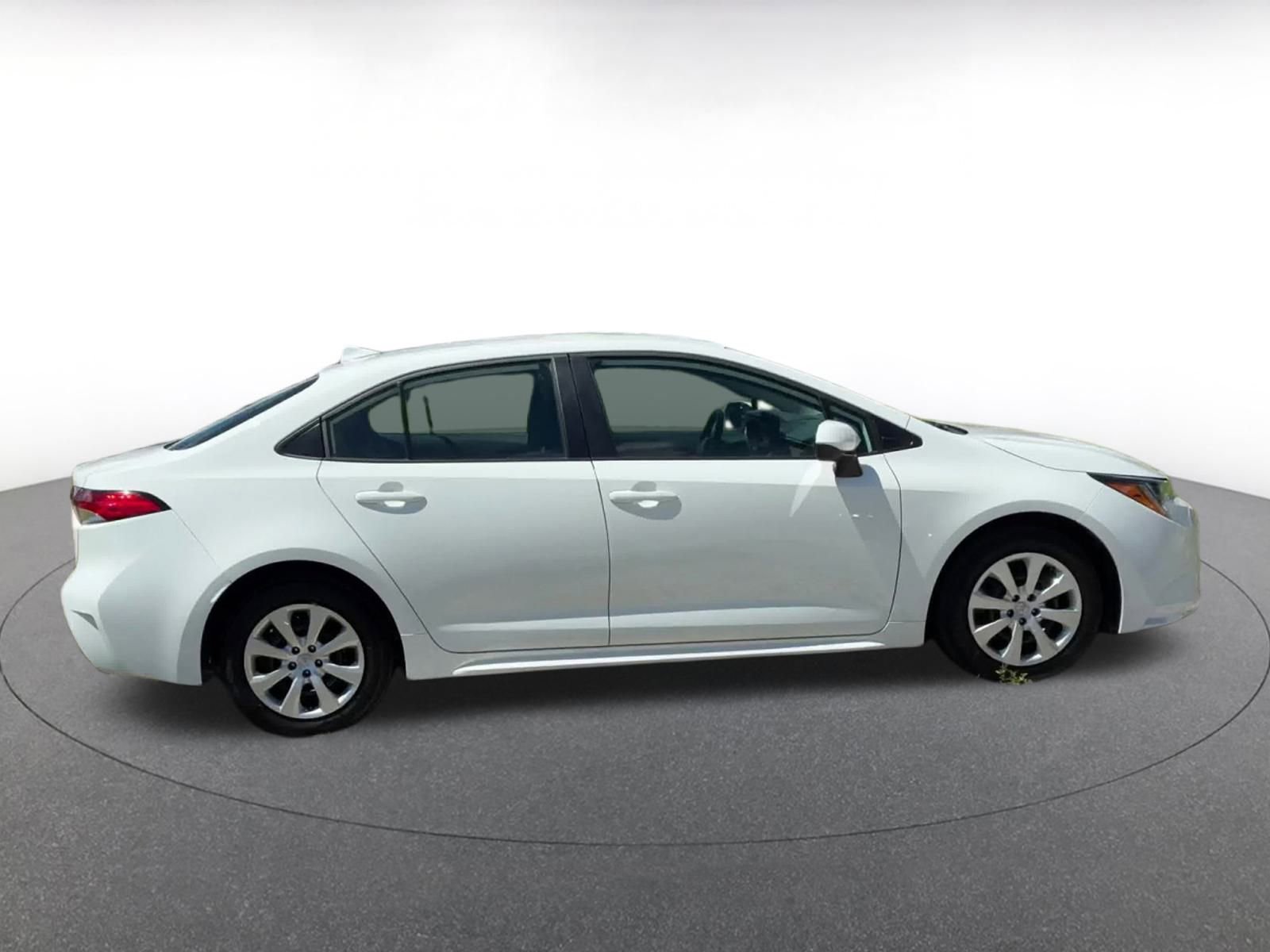 Thumbnail: 2024 Toyota Corolla - 16