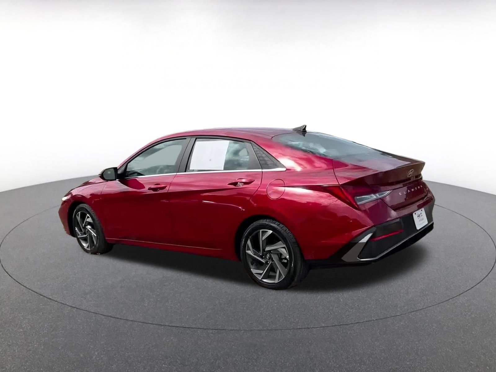 Thumbnail: 2025 Hyundai Elantra - 9