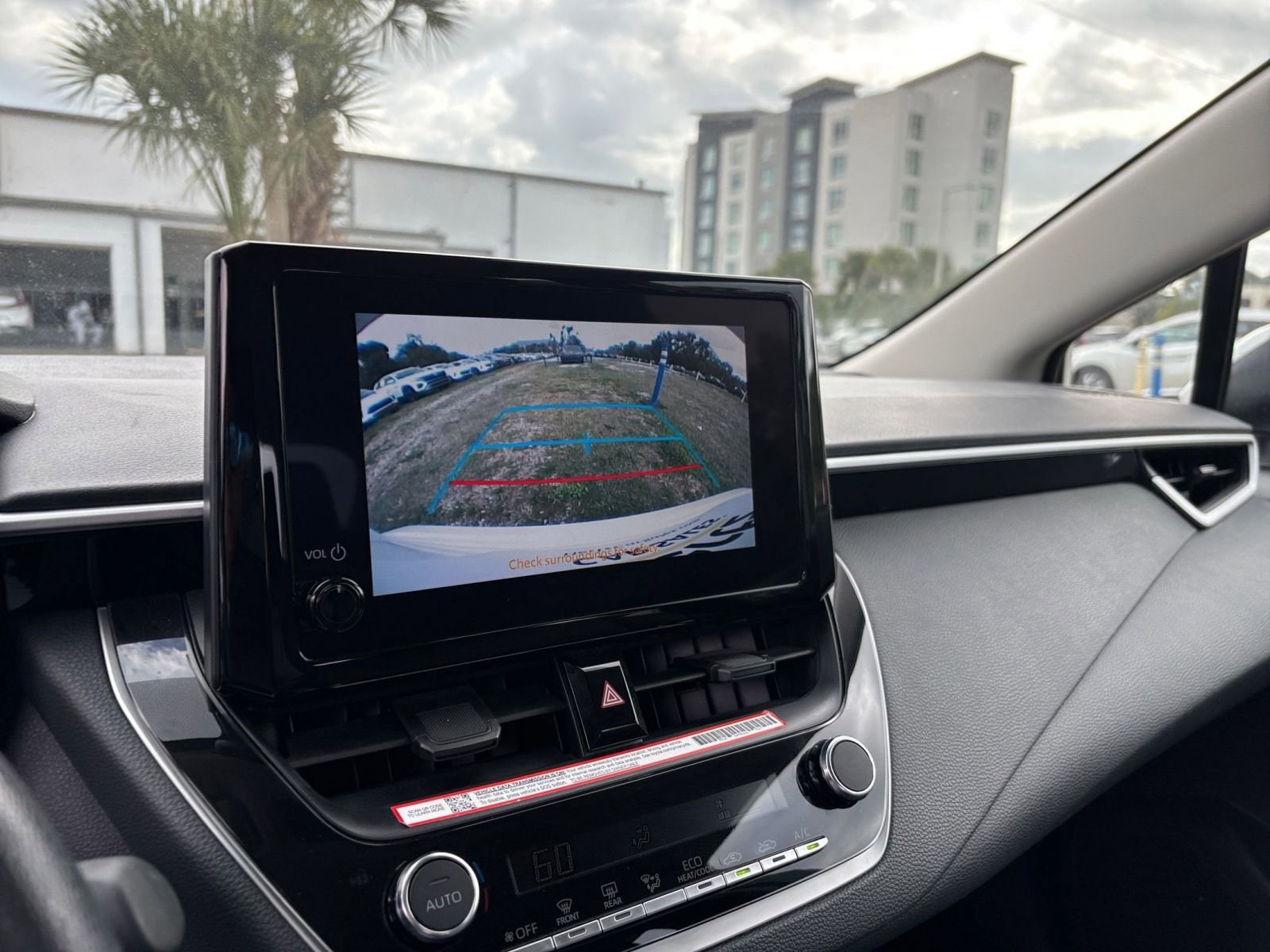 Thumbnail: 2025 Toyota Corolla - 17