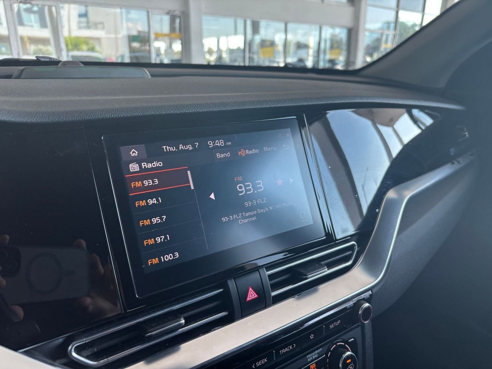 Thumbnail: 2022 Kia Niro - 25