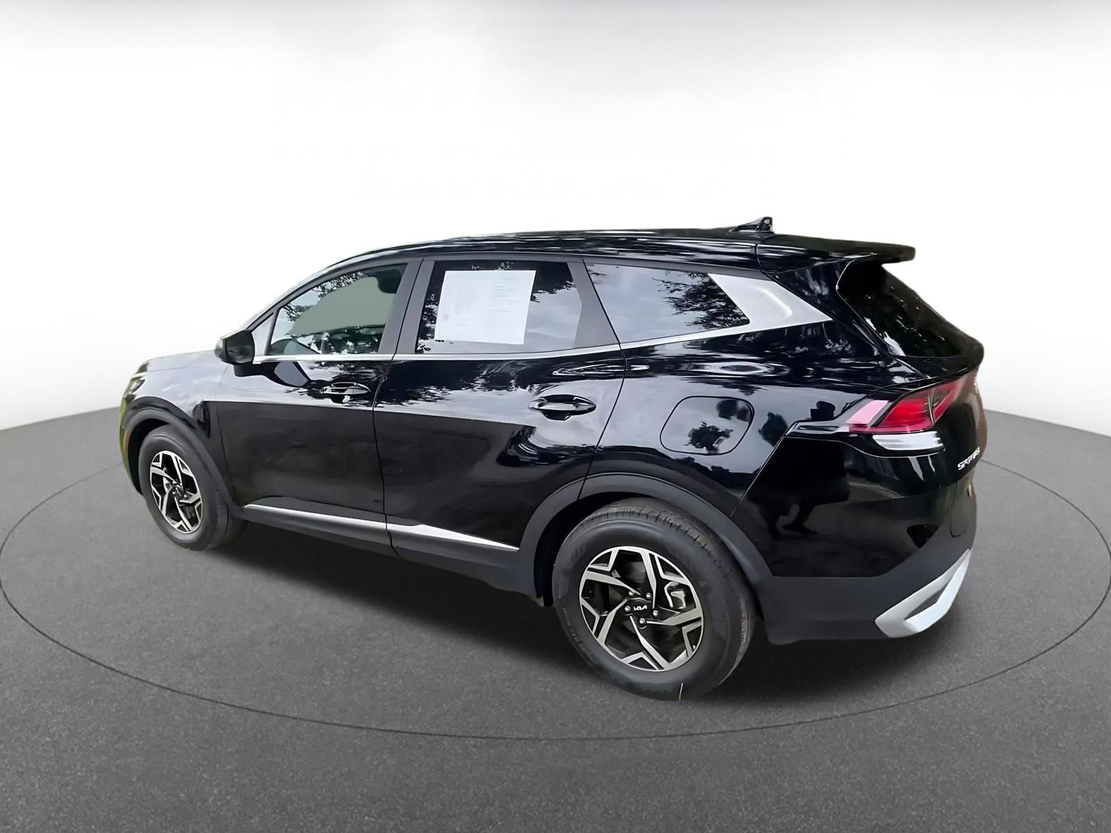 Thumbnail: 2025 Kia Sportage - 10