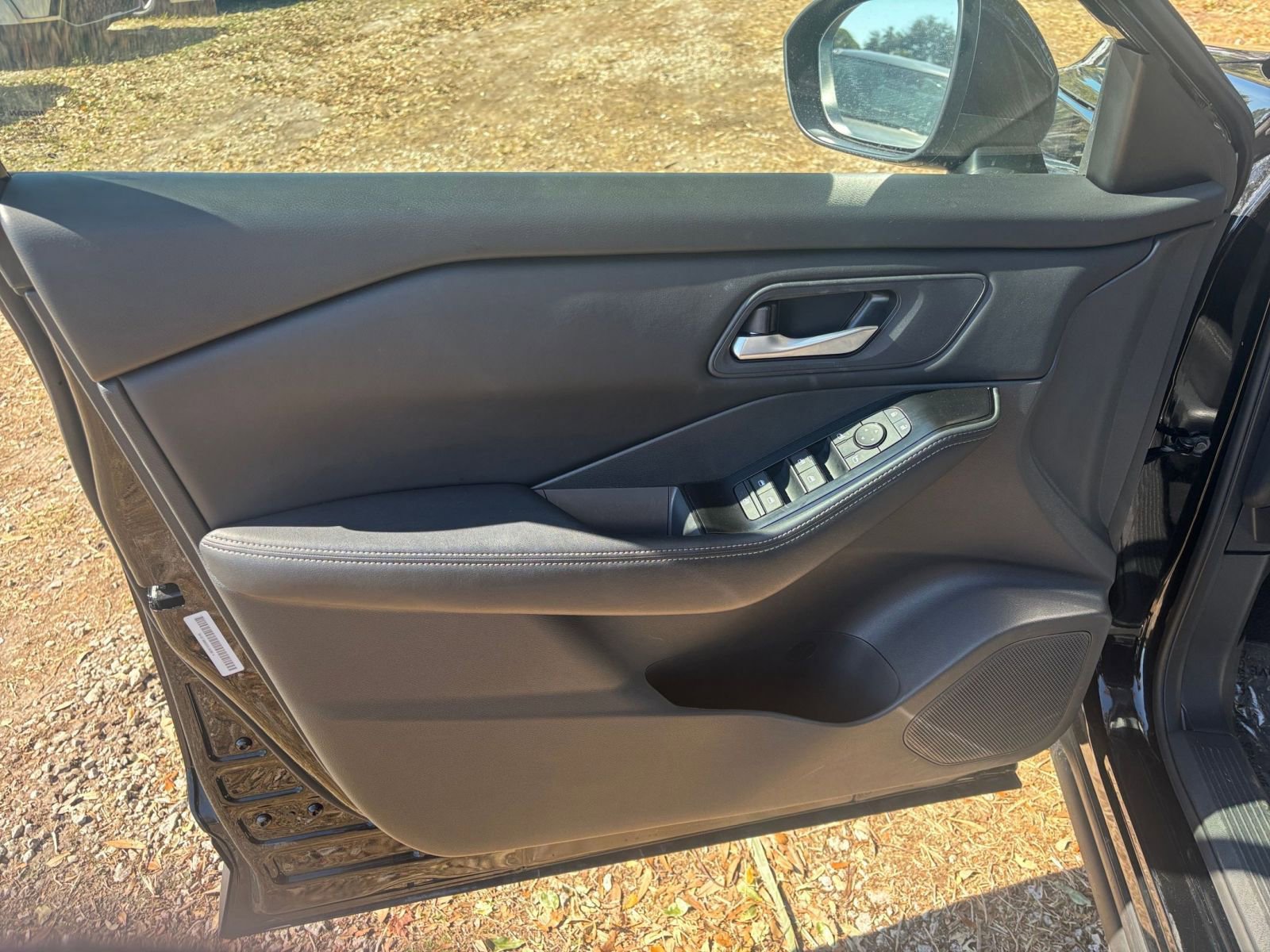 Thumbnail: 2025 Nissan Rogue - 18