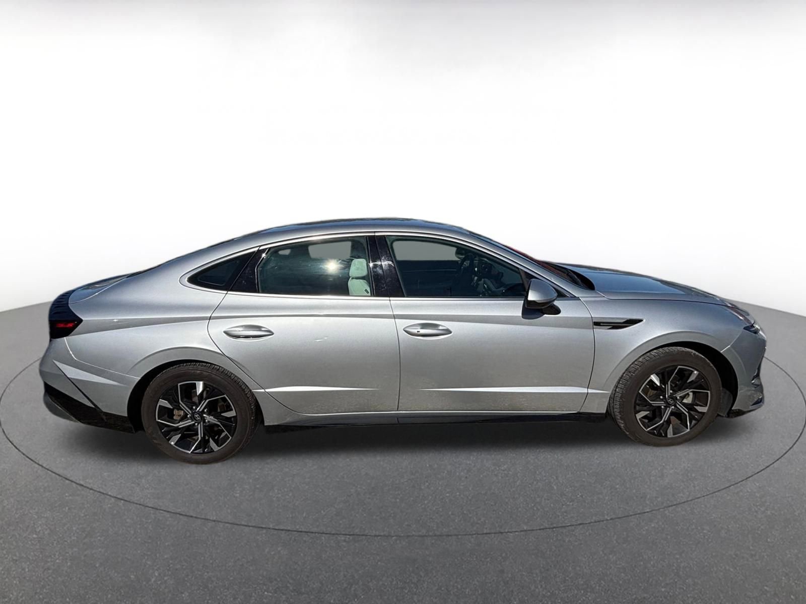 Thumbnail: 2025 Hyundai Sonata - 8