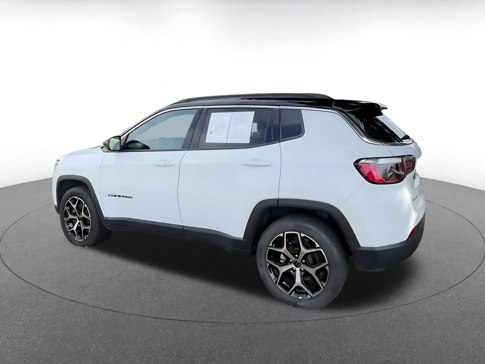 Thumbnail: 2025 Jeep Compass - 10