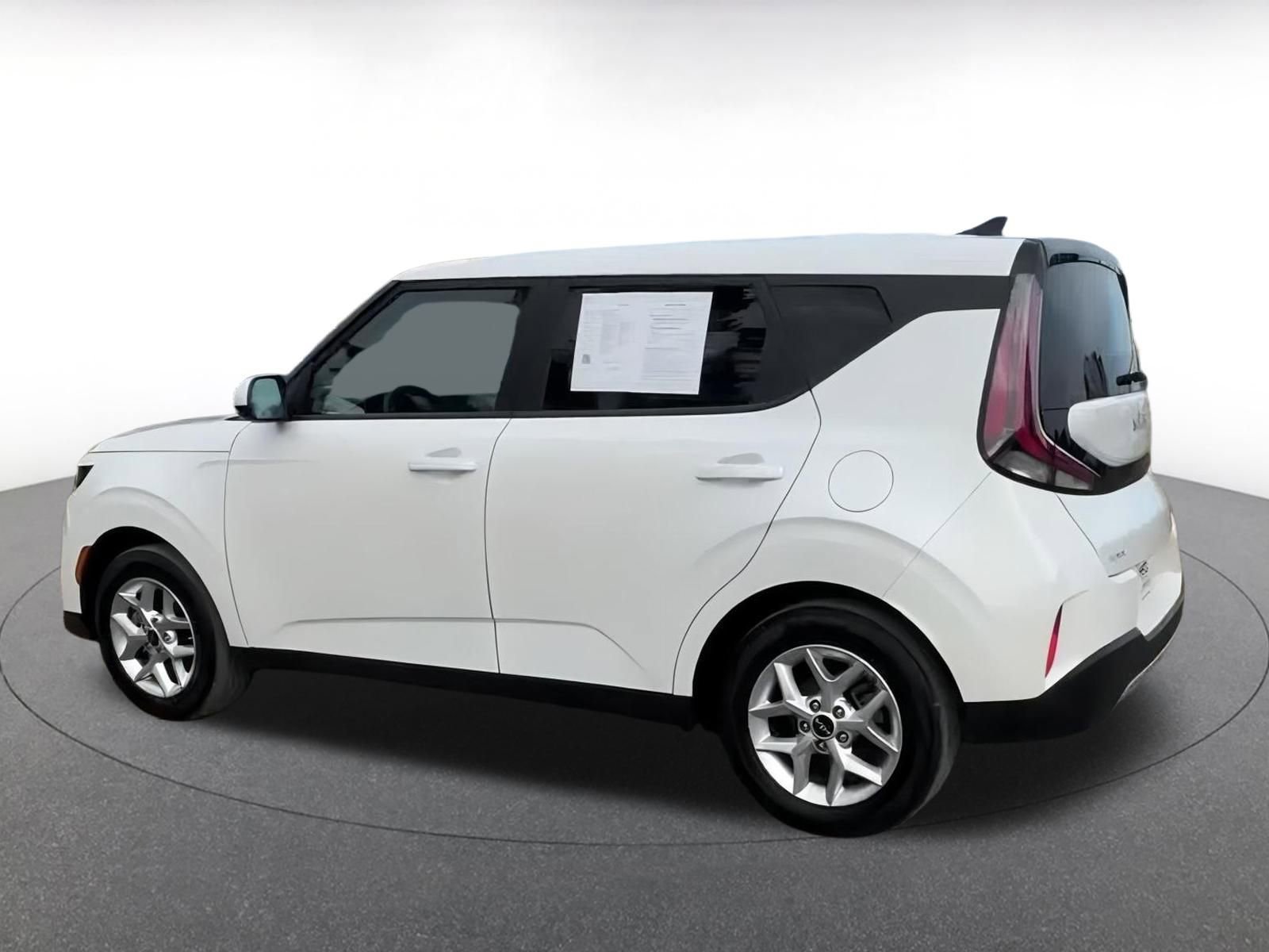 Thumbnail: 2025 Kia Soul - 10