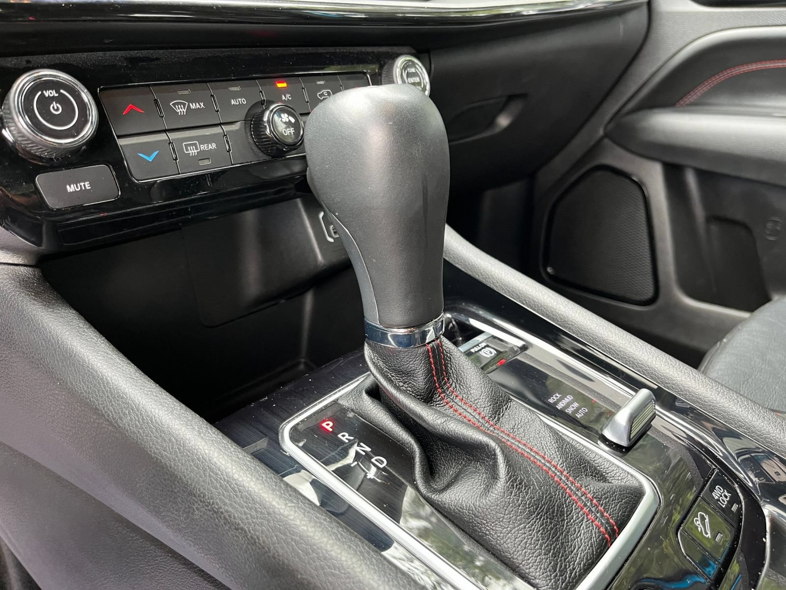 Thumbnail: 2025 Jeep Compass - 35