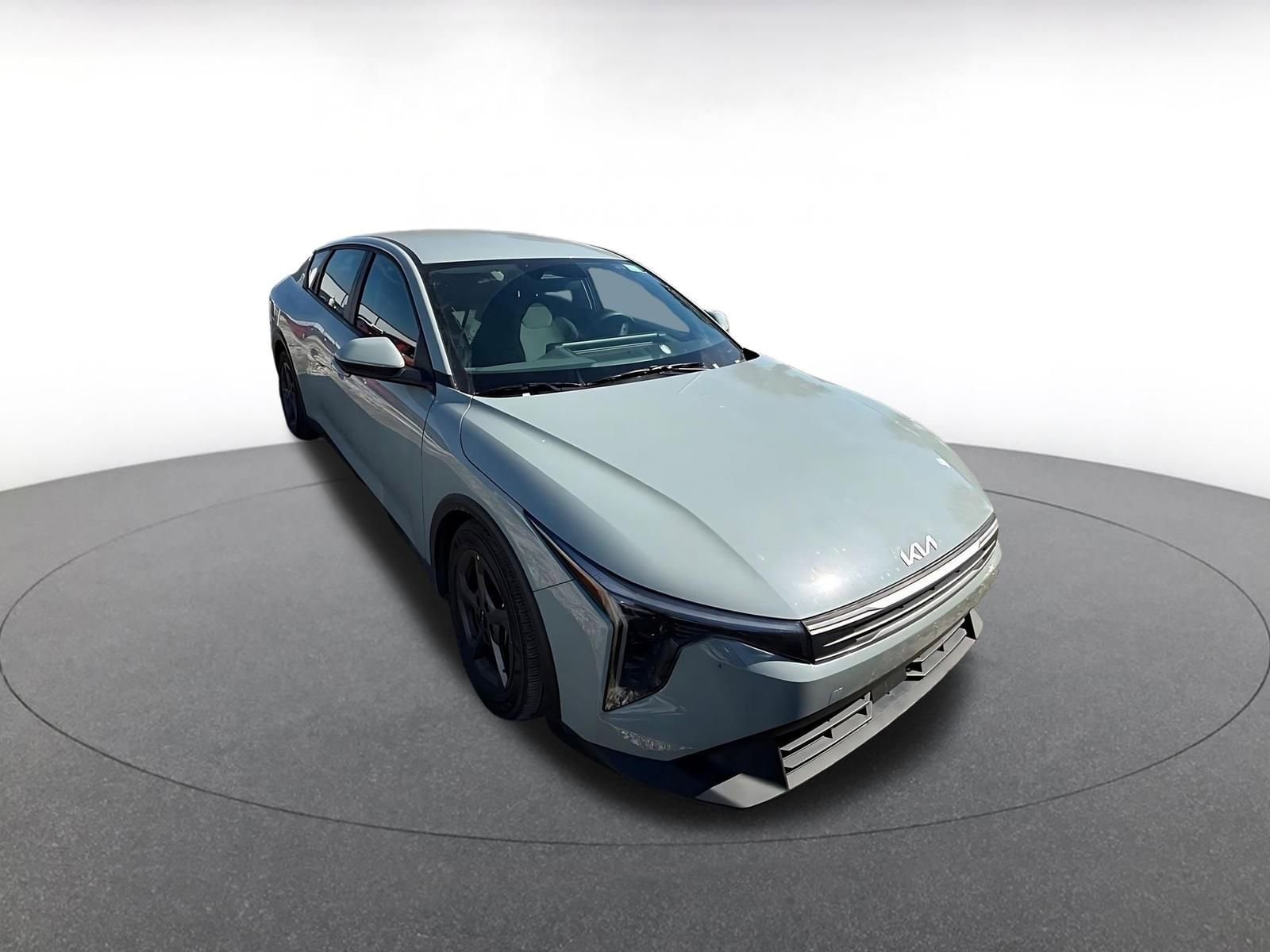 Thumbnail: 2025 Kia K4 - 1