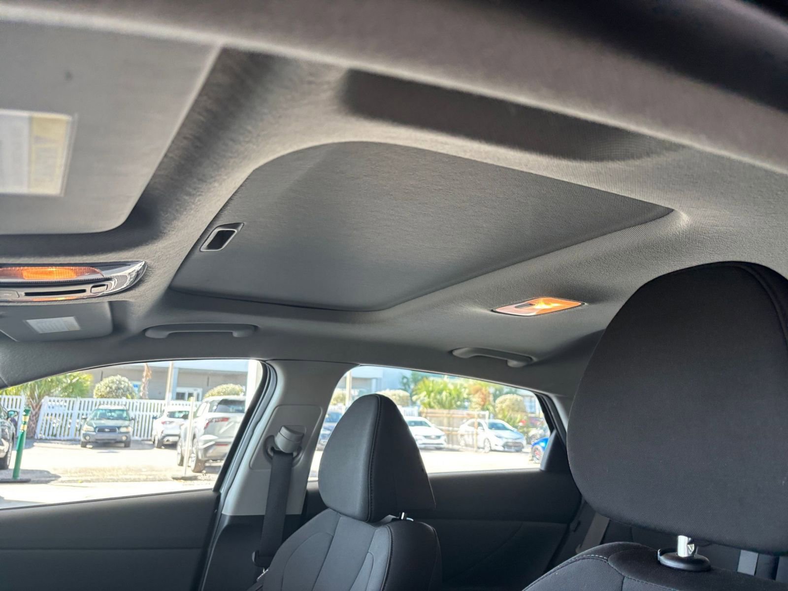 Thumbnail: 2025 Hyundai Elantra - 32