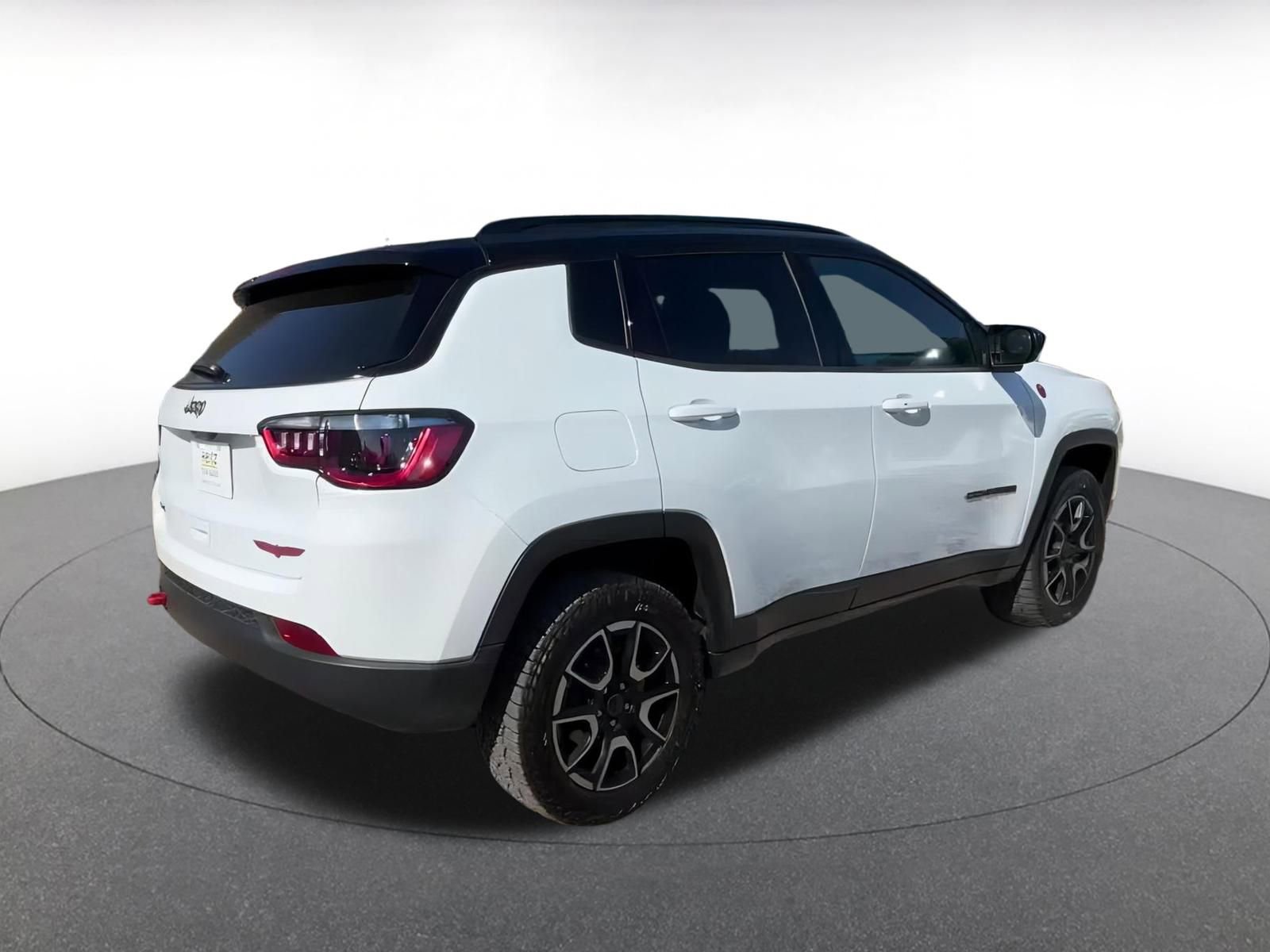 Thumbnail: 2025 Jeep Compass - 15