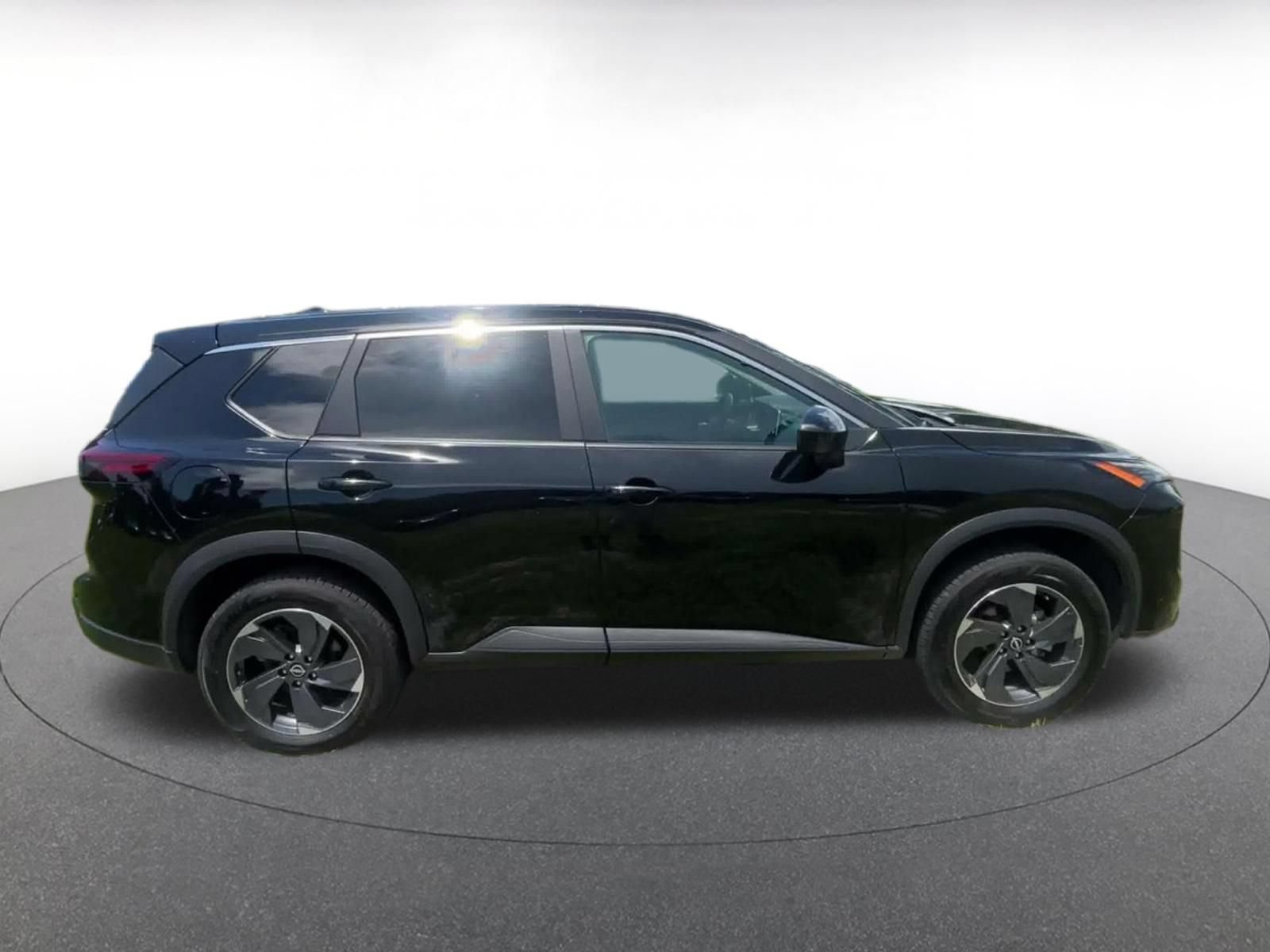 Thumbnail: 2025 Nissan Rogue - 16