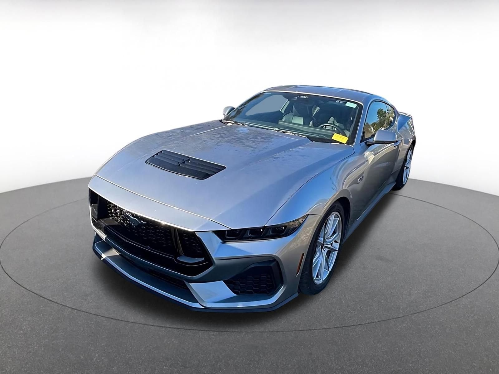 Thumbnail: 2025 Ford Mustang - 4