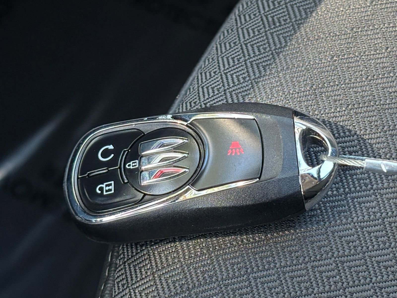Thumbnail: 2025 Buick Encore GX - 21