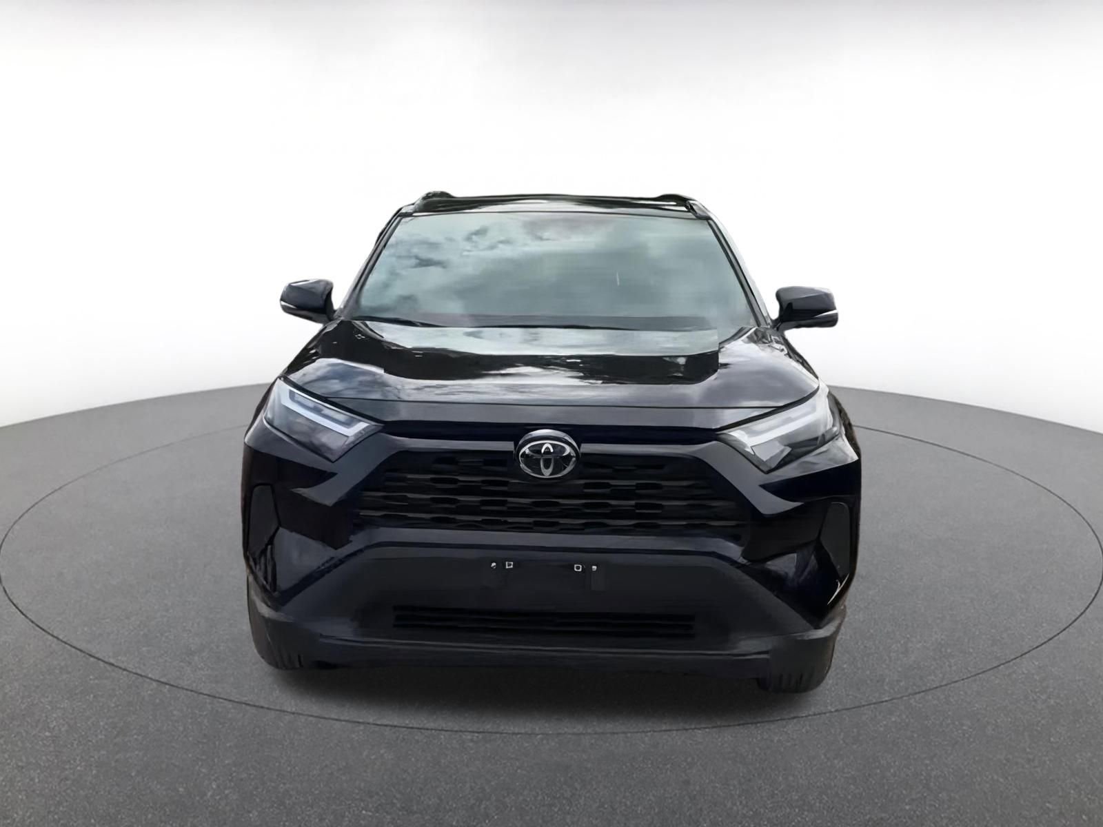 Thumbnail: 2025 Toyota RAV4 - 3