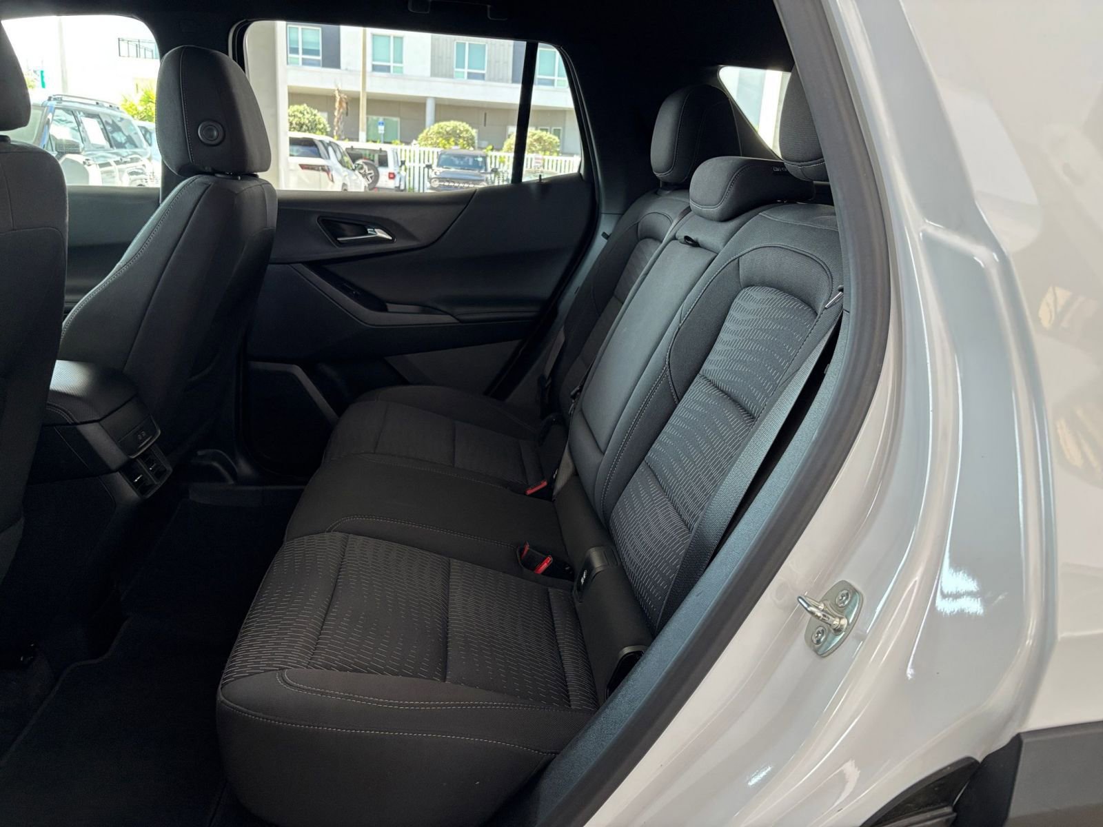 Thumbnail: 2025 Chevrolet Equinox - 28