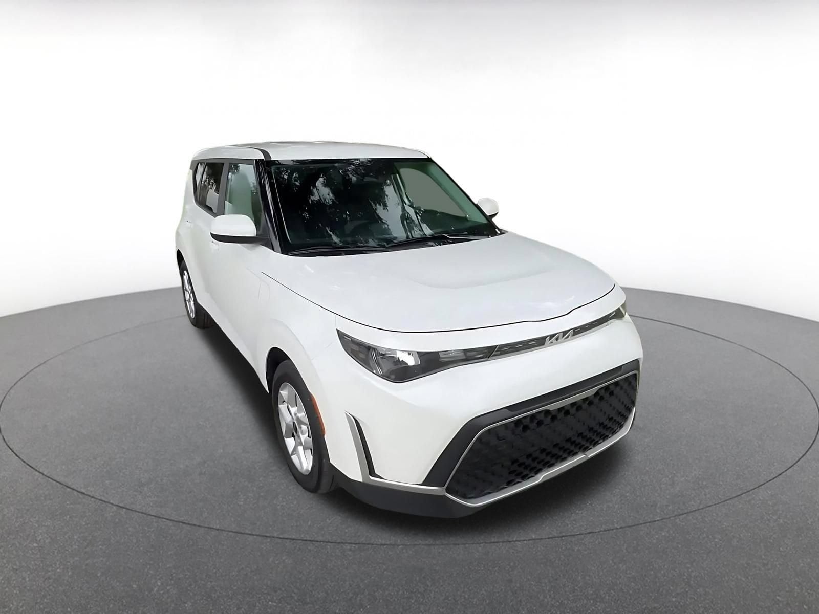 Thumbnail: 2025 Kia Soul - 3