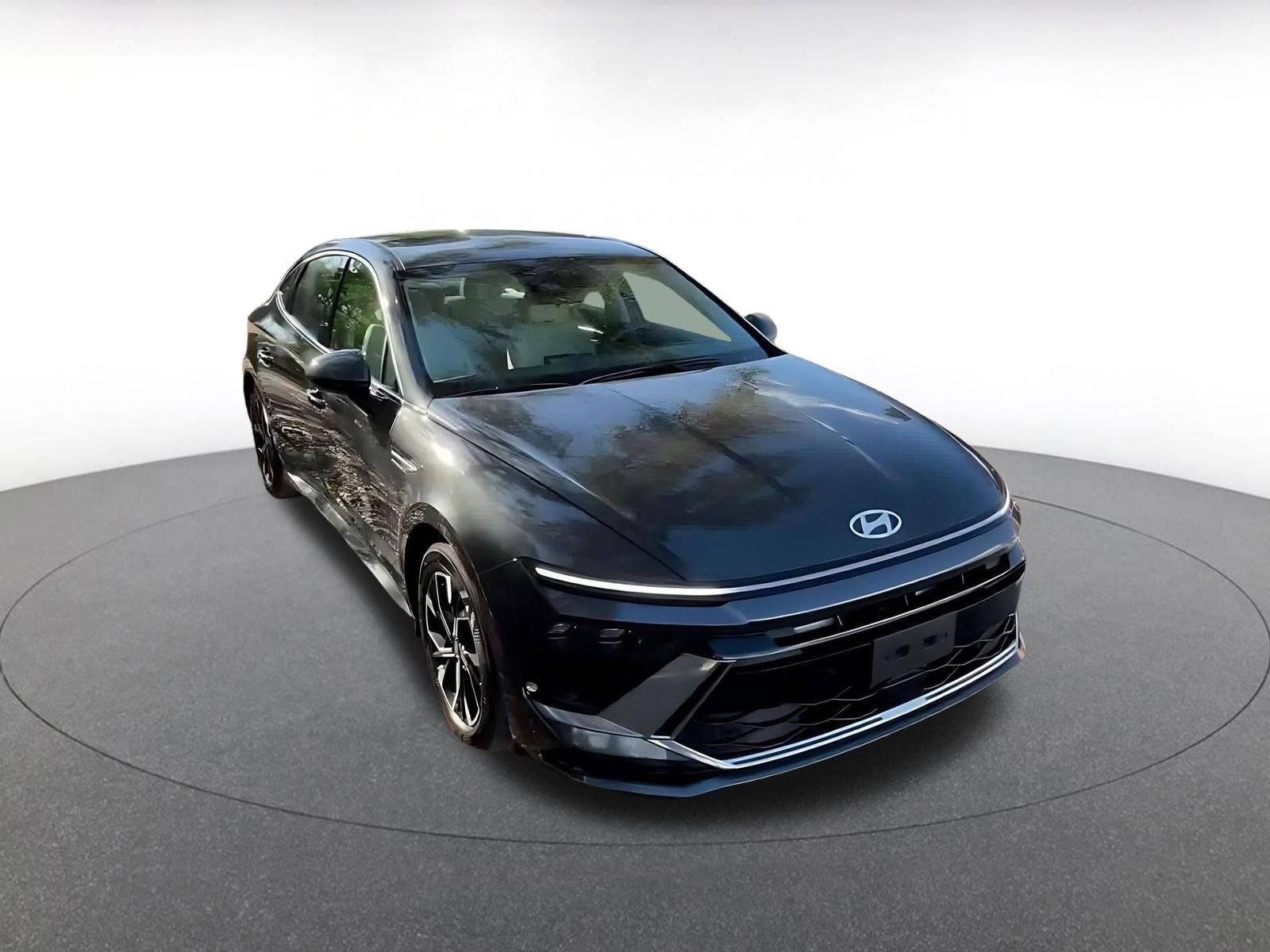 Thumbnail: 2025 Hyundai Sonata - 3