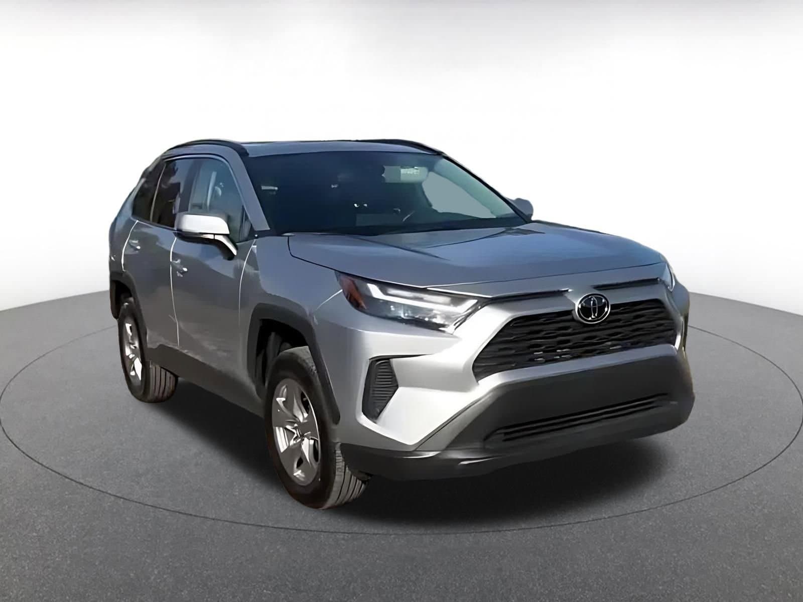 Thumbnail: 2025 Toyota RAV4 - 2