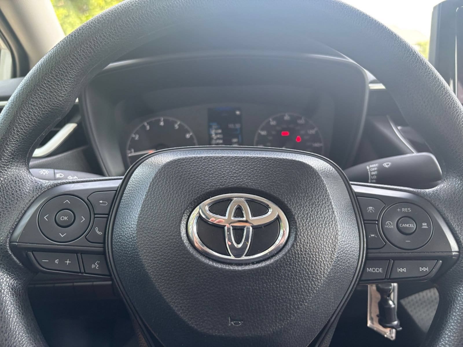 Thumbnail: 2025 Toyota Corolla - 29