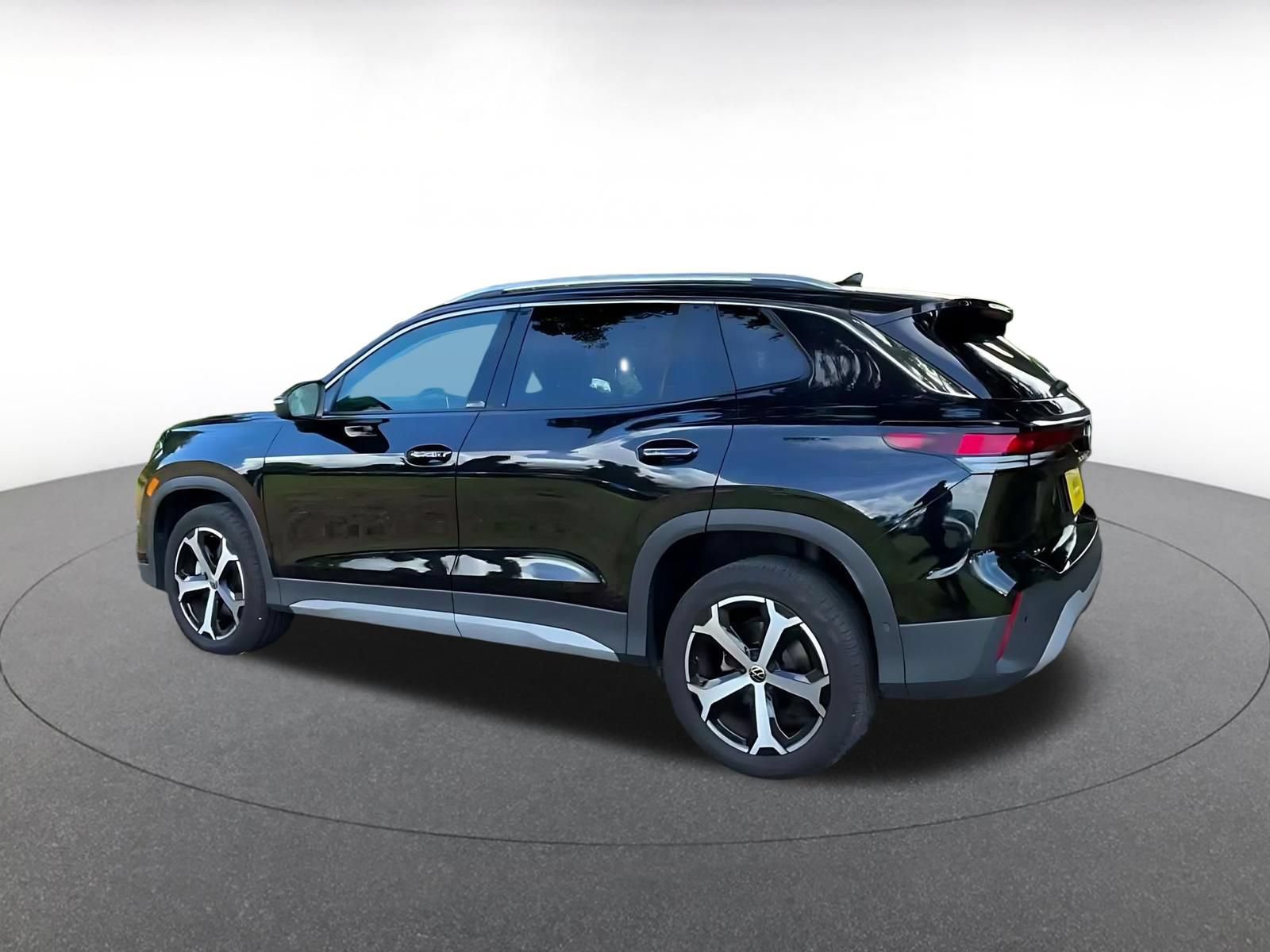 Thumbnail: 2026 Volkswagen Tiguan - 9