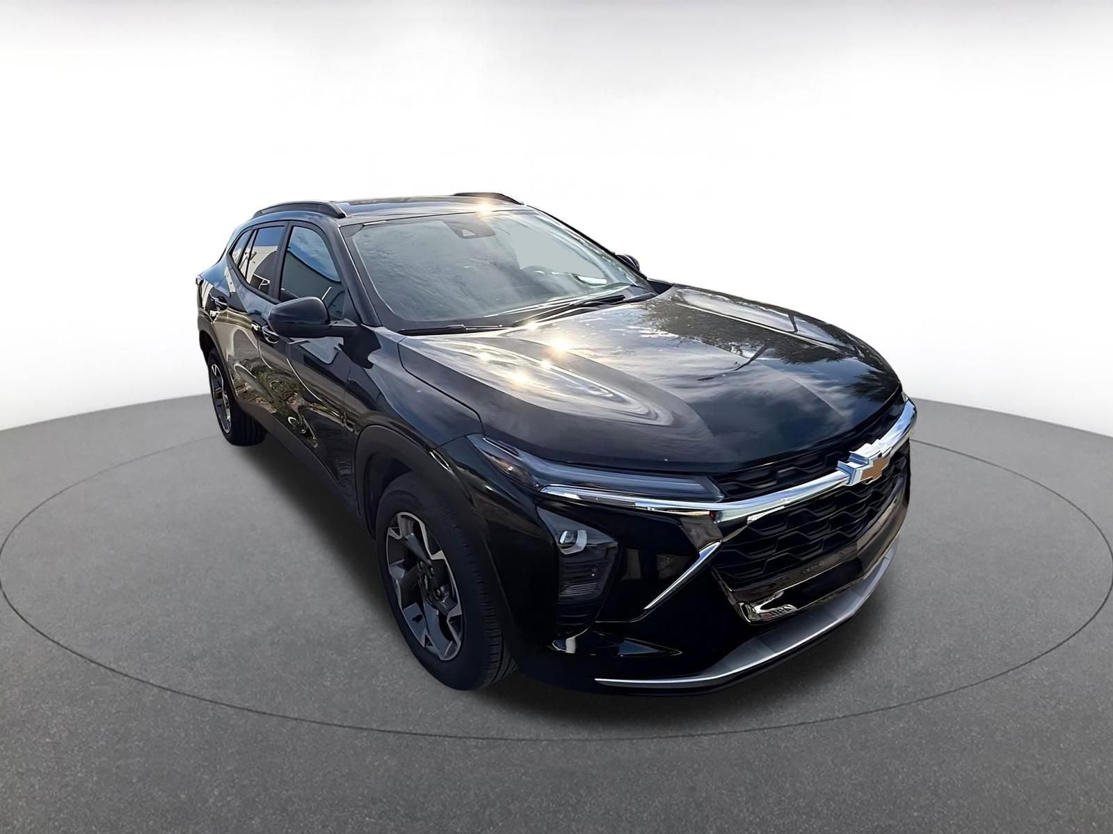 Thumbnail: 2025 Chevrolet Trax - 2