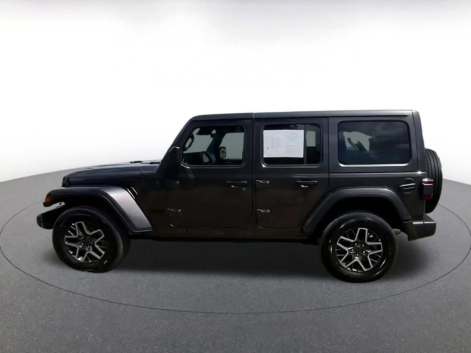 Thumbnail: 2025 Jeep Wrangler - 9