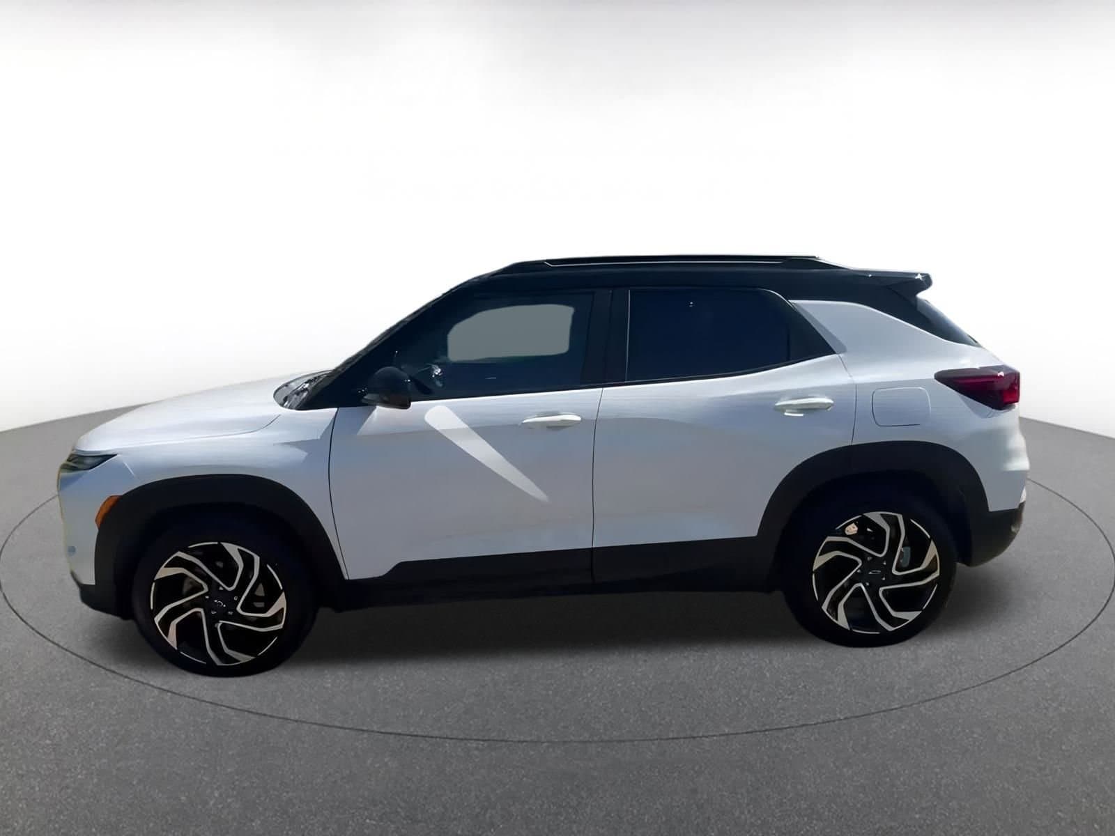 Thumbnail: 2024 Chevrolet TrailBlazer - 10