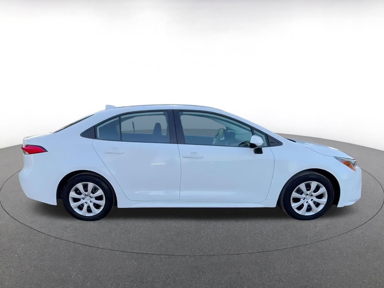 Thumbnail: 2025 Toyota Corolla - 18