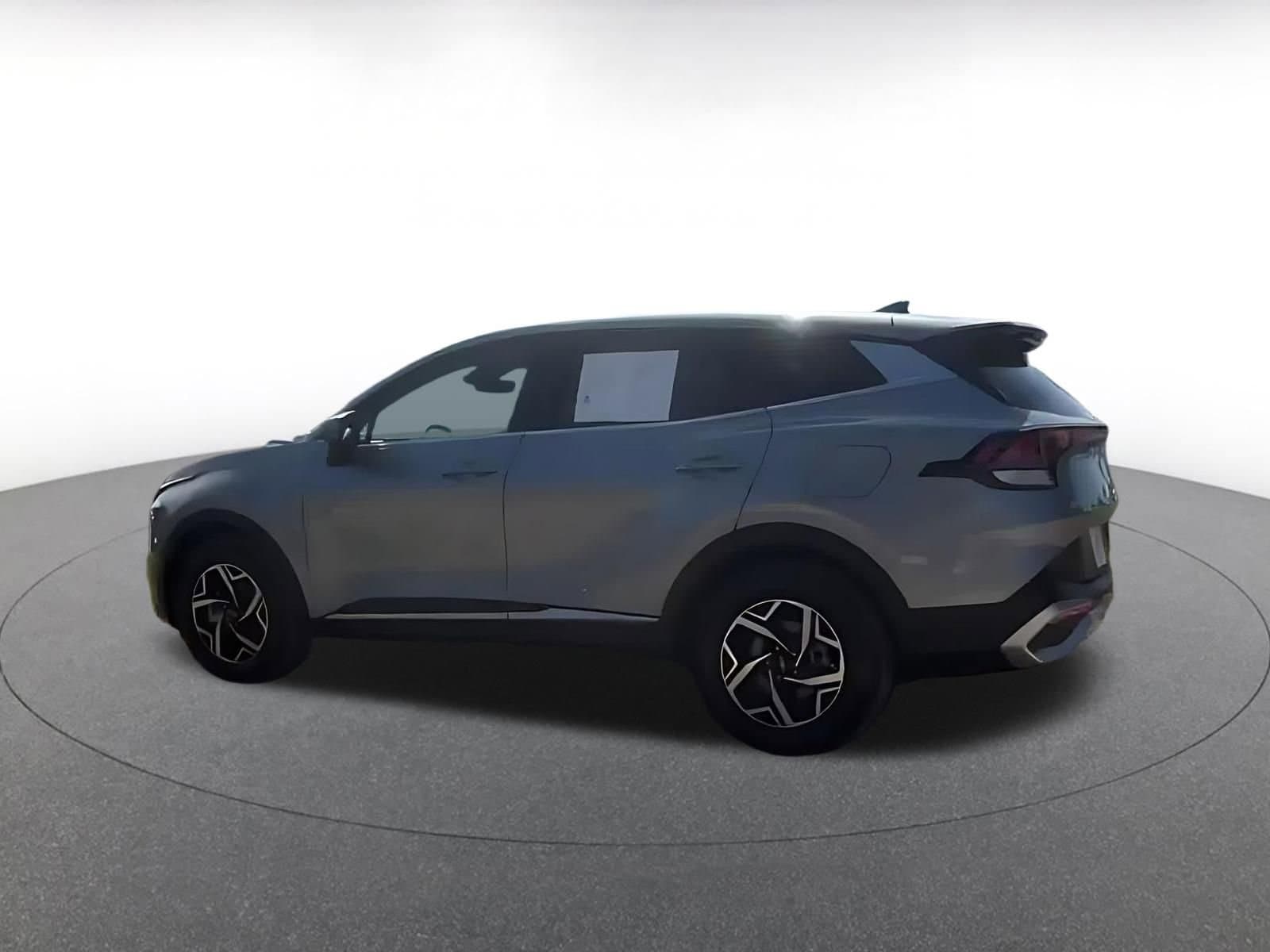 Thumbnail: 2025 Kia Sportage - 3